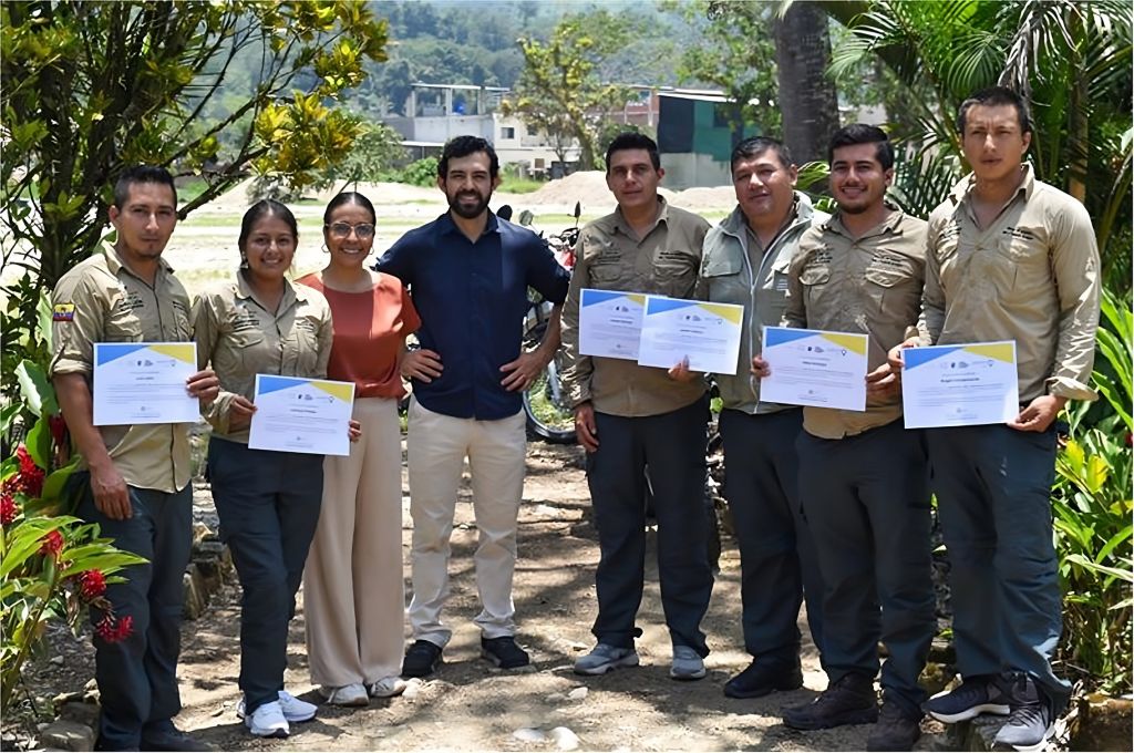 ALIANZA QUE IMPULSA LA CONSERVACIÓN DE LA BIODIVERSIDAD EN EL REFUGIO DE VIDA SILVESTRE EL ZARZA